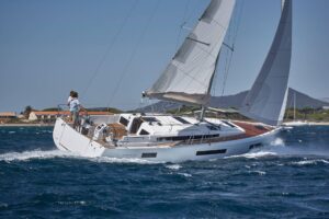 Sun Odyssey 440 - Bareboat charteting in Paros (13)